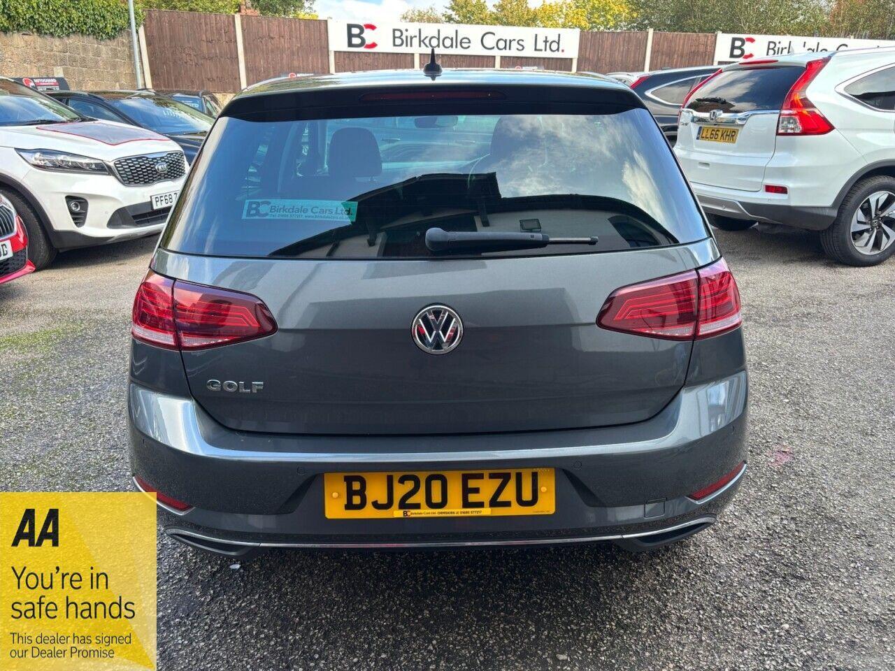 Volkswagen Golf view 5