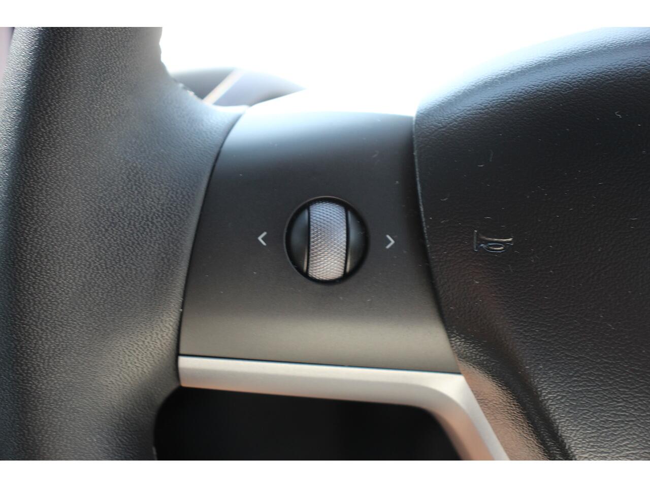 Tesla Model 3 view 29