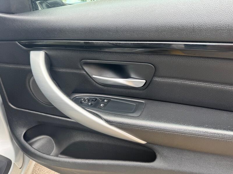 BMW 4 Series view 11