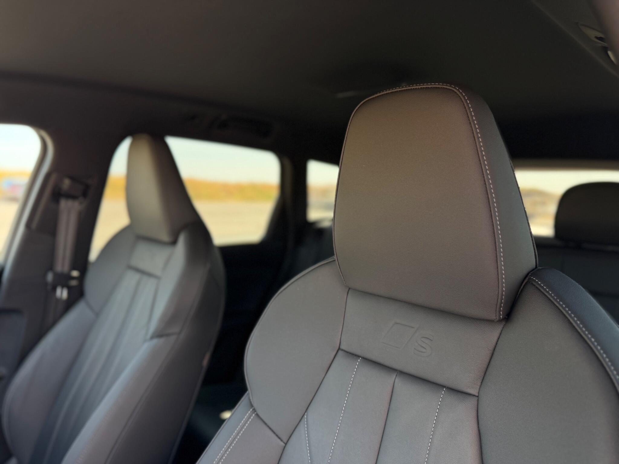Audi E-Tron view 17
