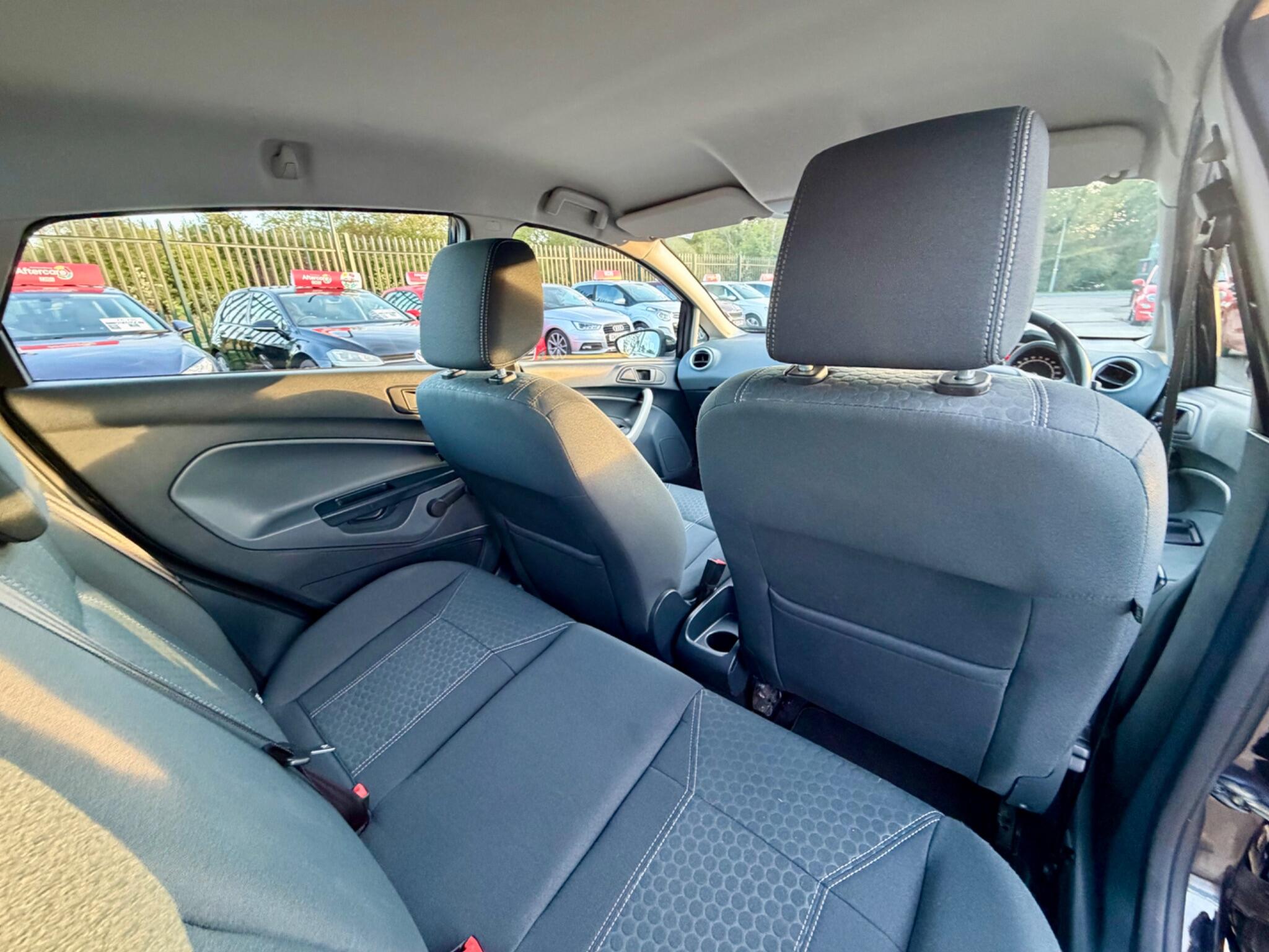 Ford Fiesta view 34
