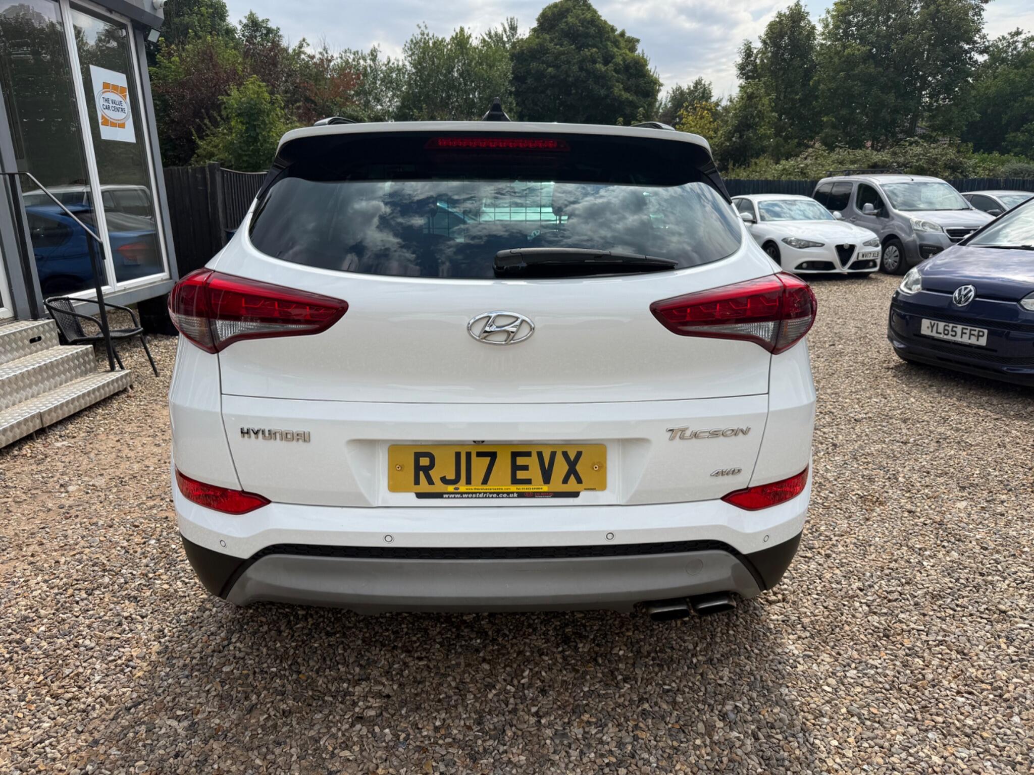 Hyundai Tucson view 4