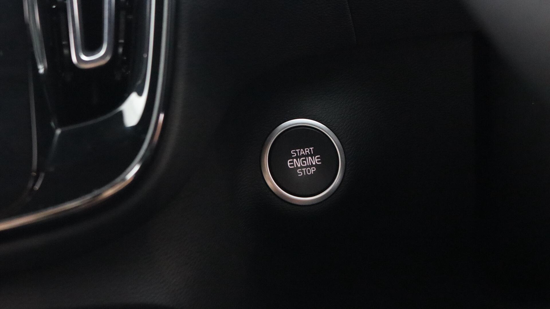 Volvo XC40 view 24
