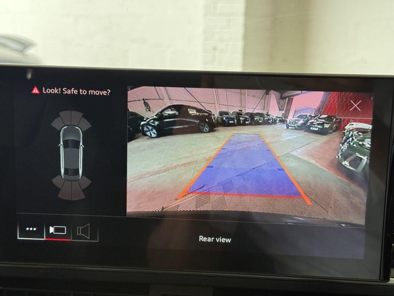 Audi A4 view 49