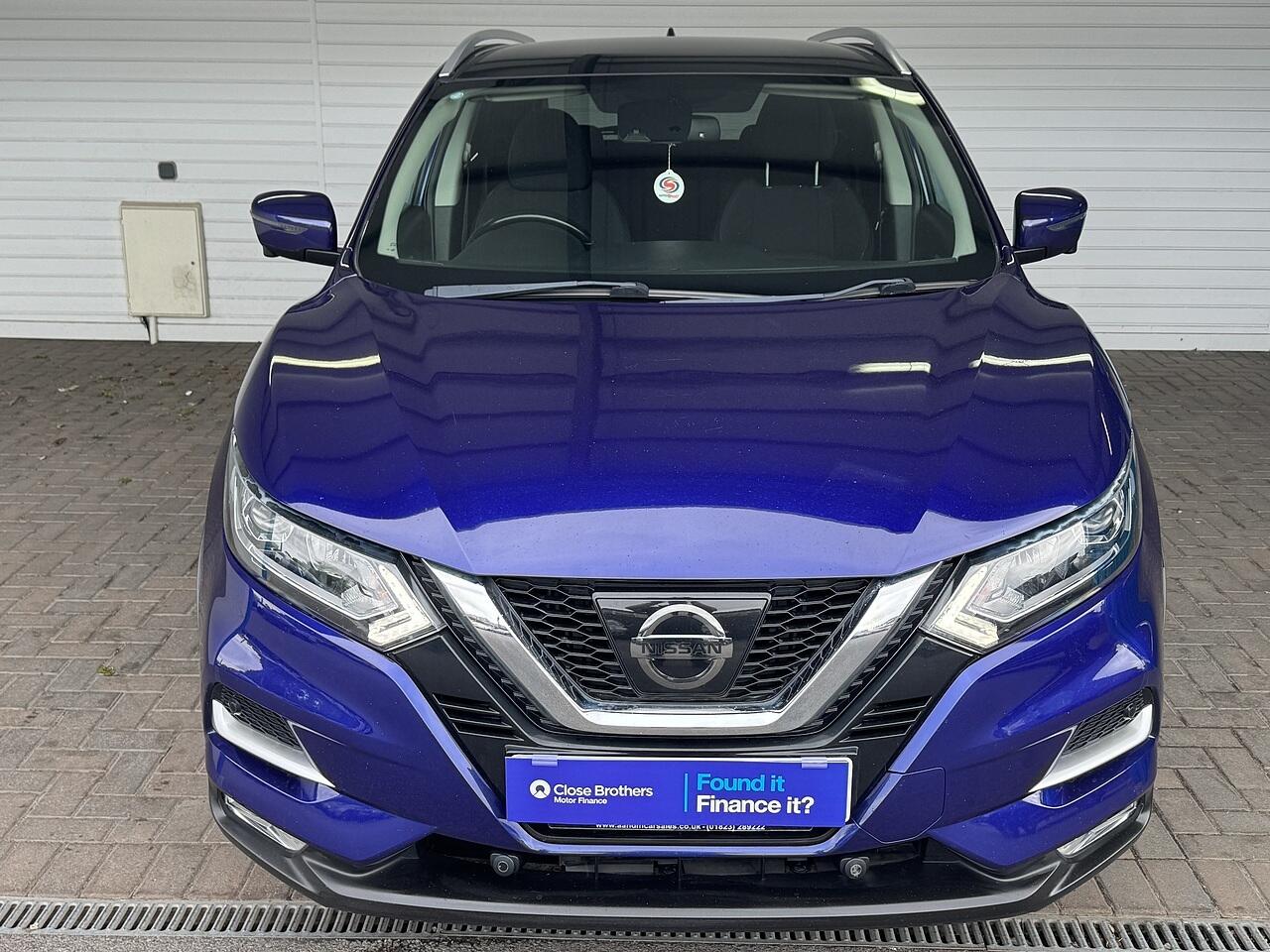 Nissan Qashqai view 2