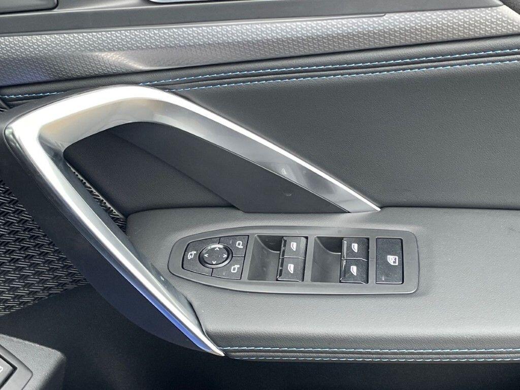 BMW iX2 view 65