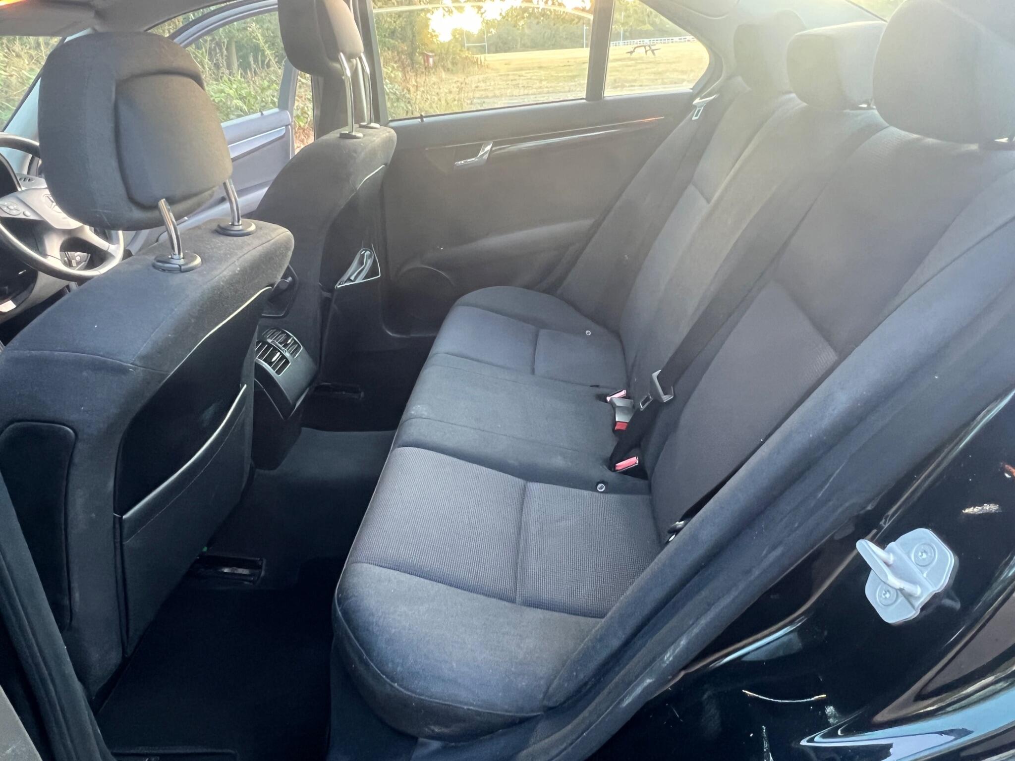 Mercedes-Benz C-Class view 20