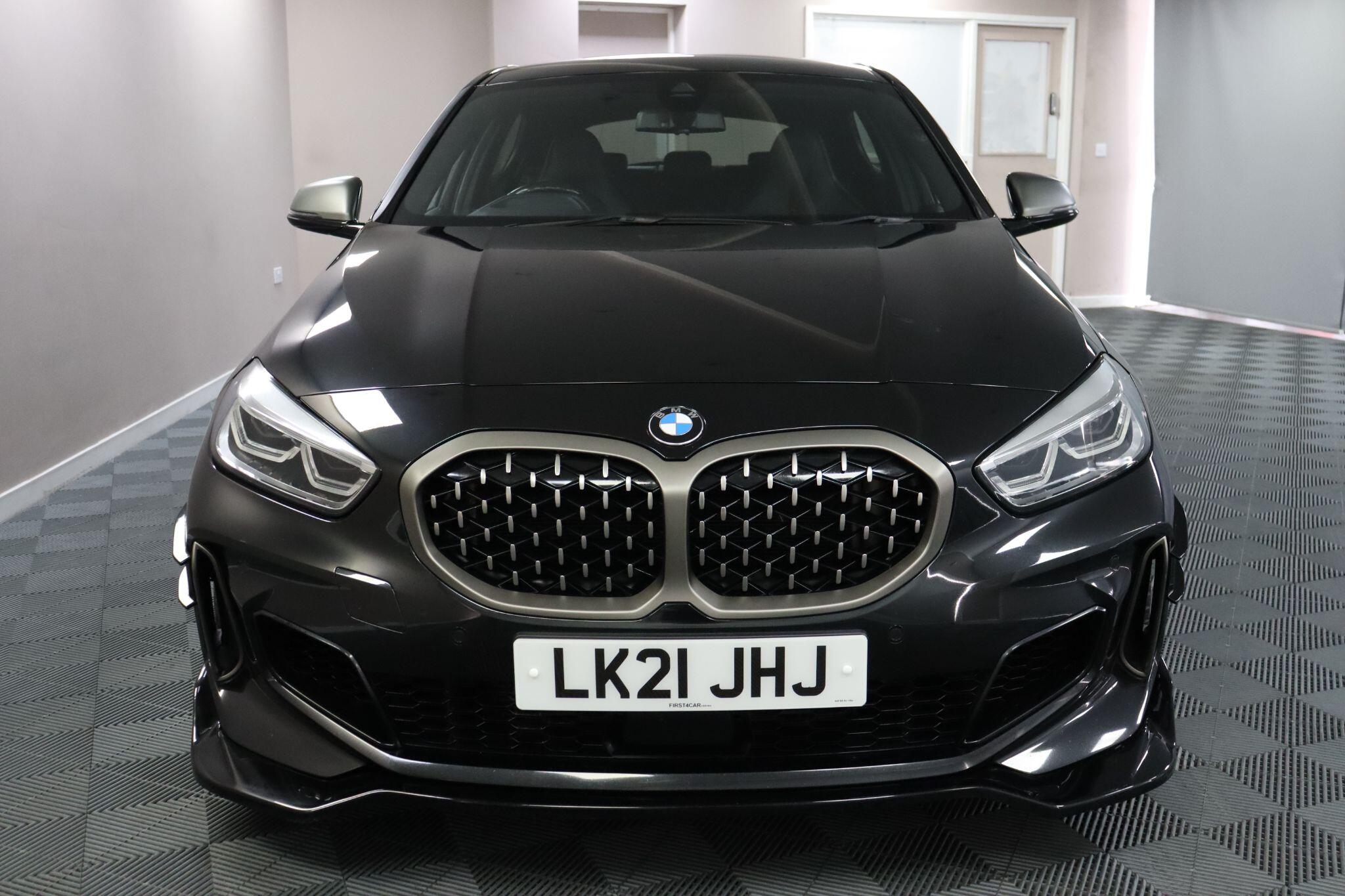 BMW 1 Series view 2
