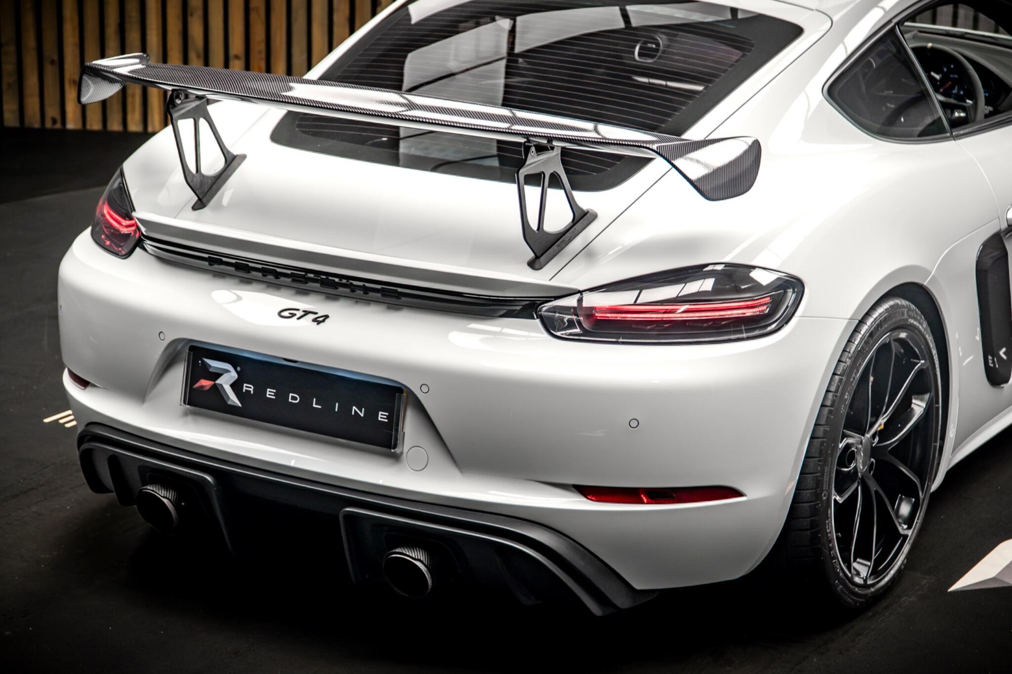 Porsche Cayman view 22