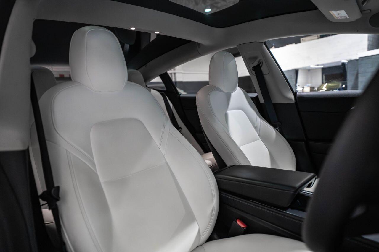 Tesla Model 3 view 10