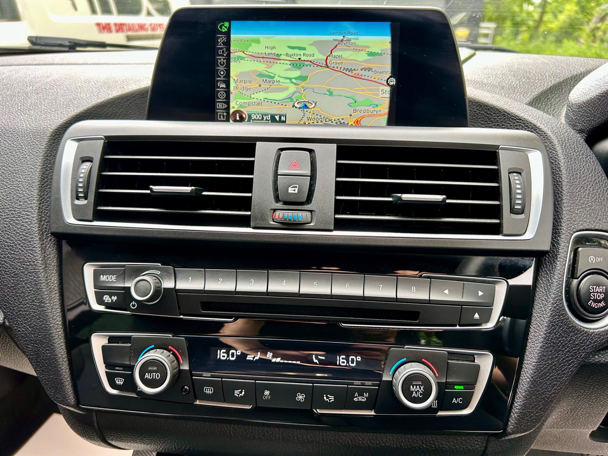 BMW 1 Series view 13