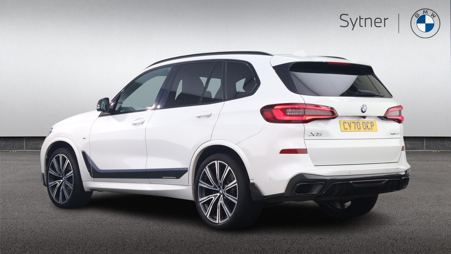 BMW X5 view 2