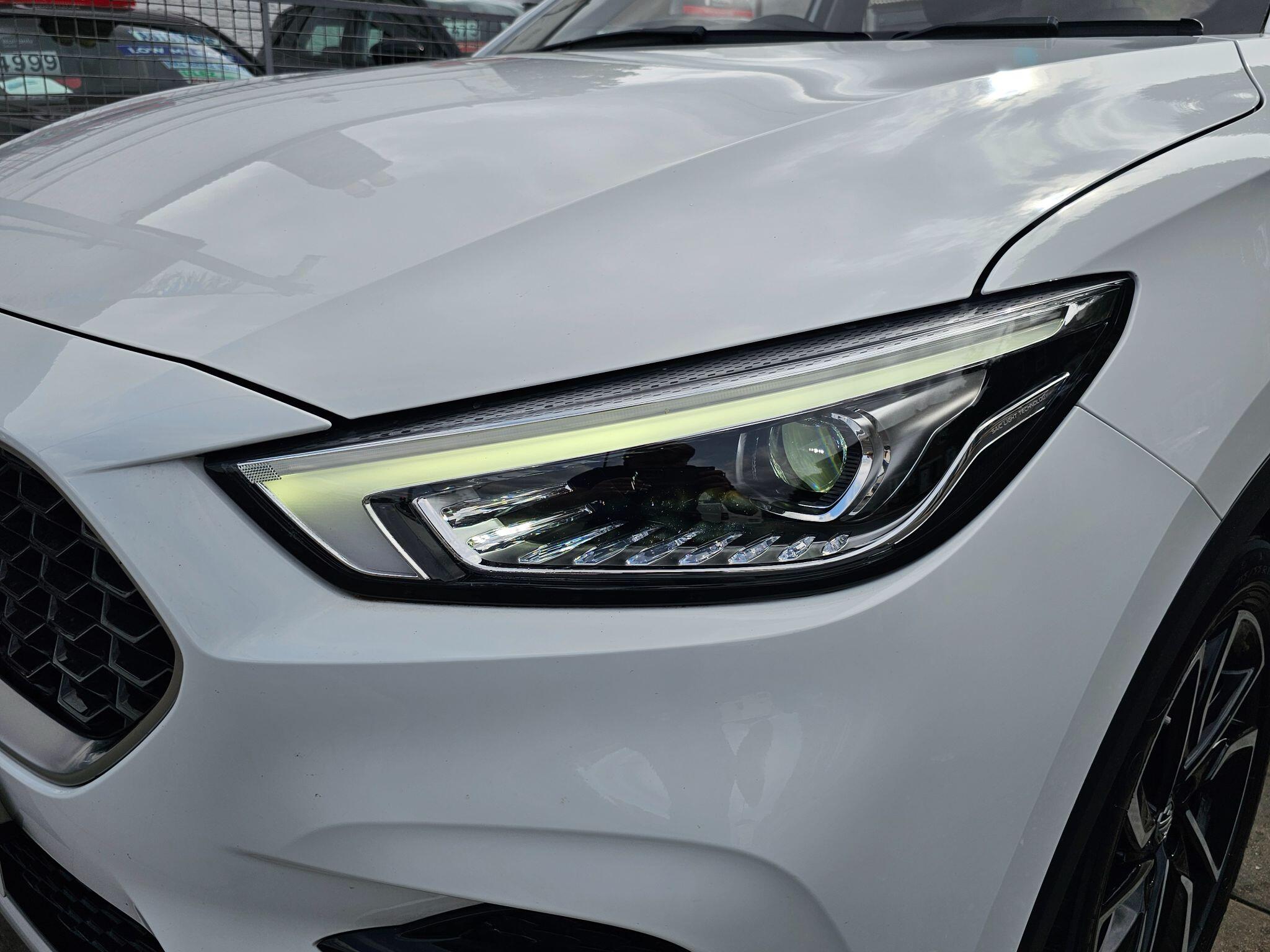MG ZS view 28