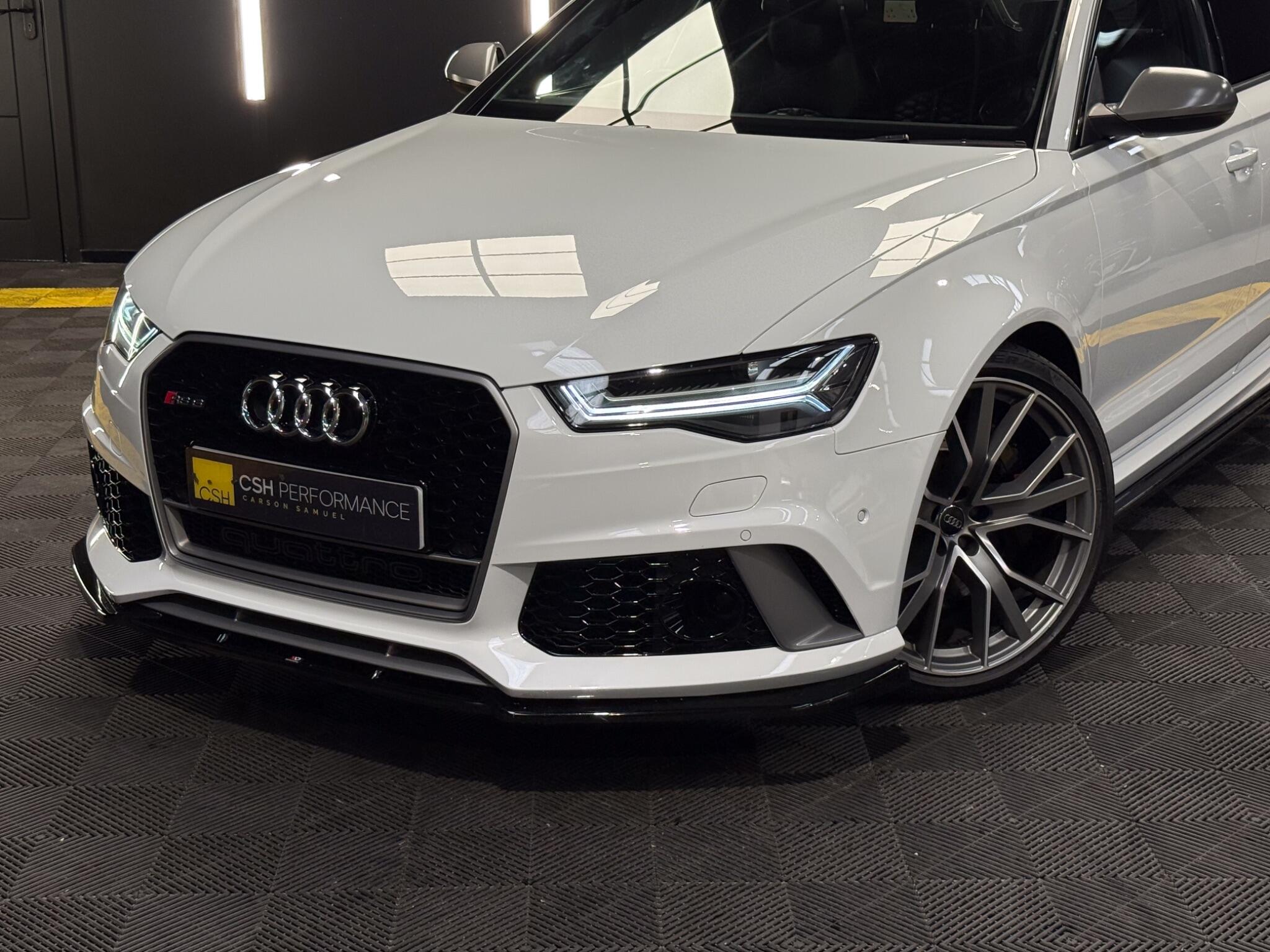 Audi RS6 Avant view 8