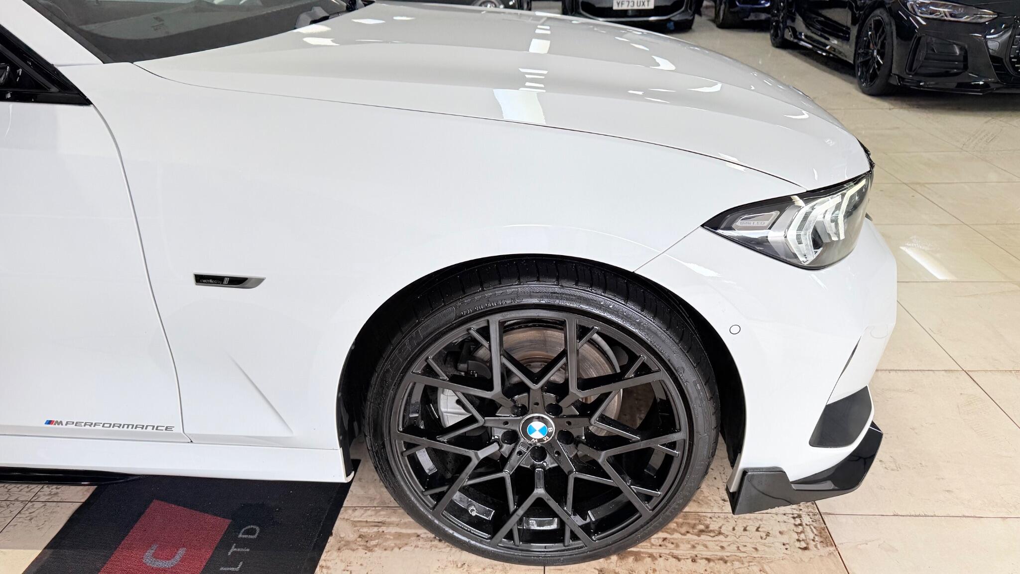 BMW 3 Series view 51