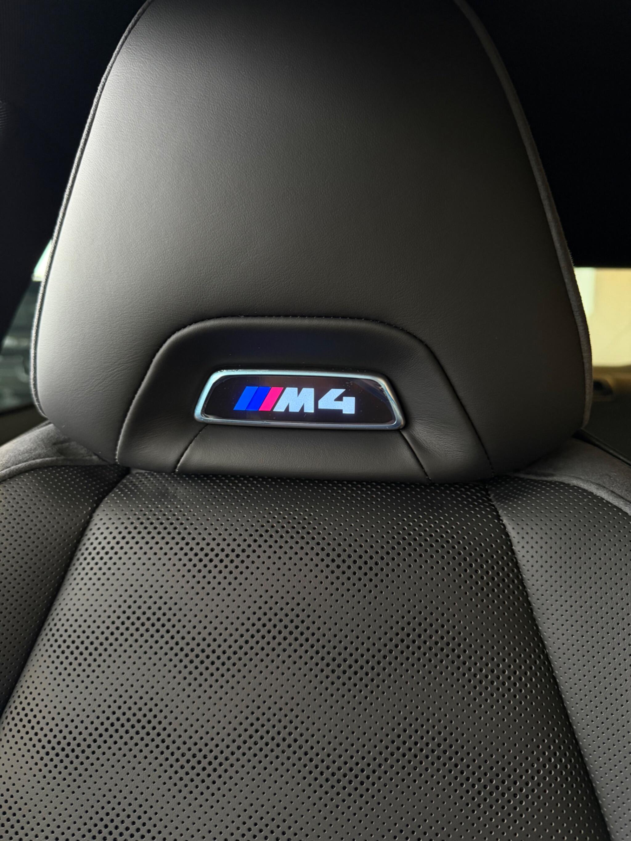 BMW M4 view 24