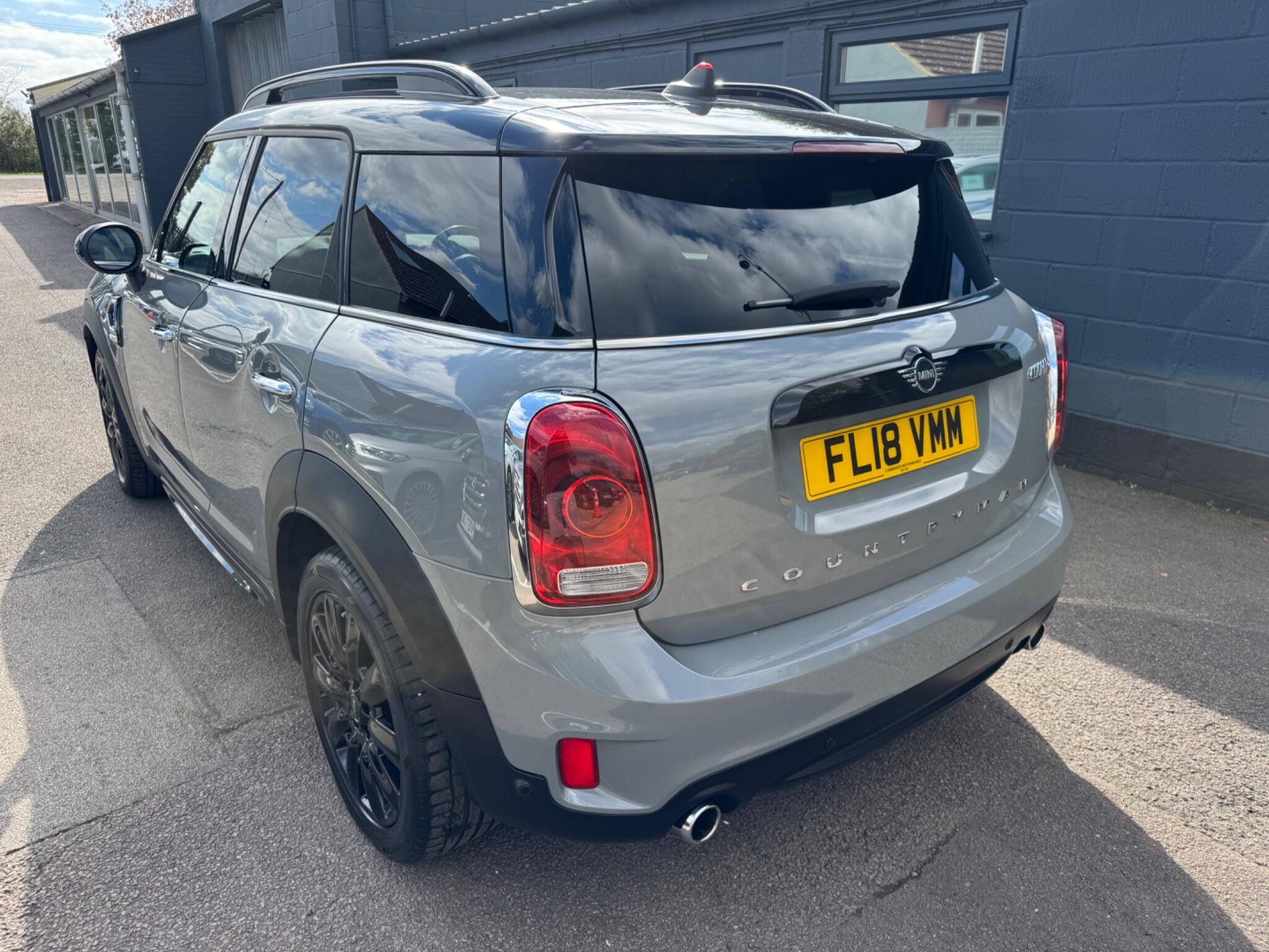 Mini Countryman view 4