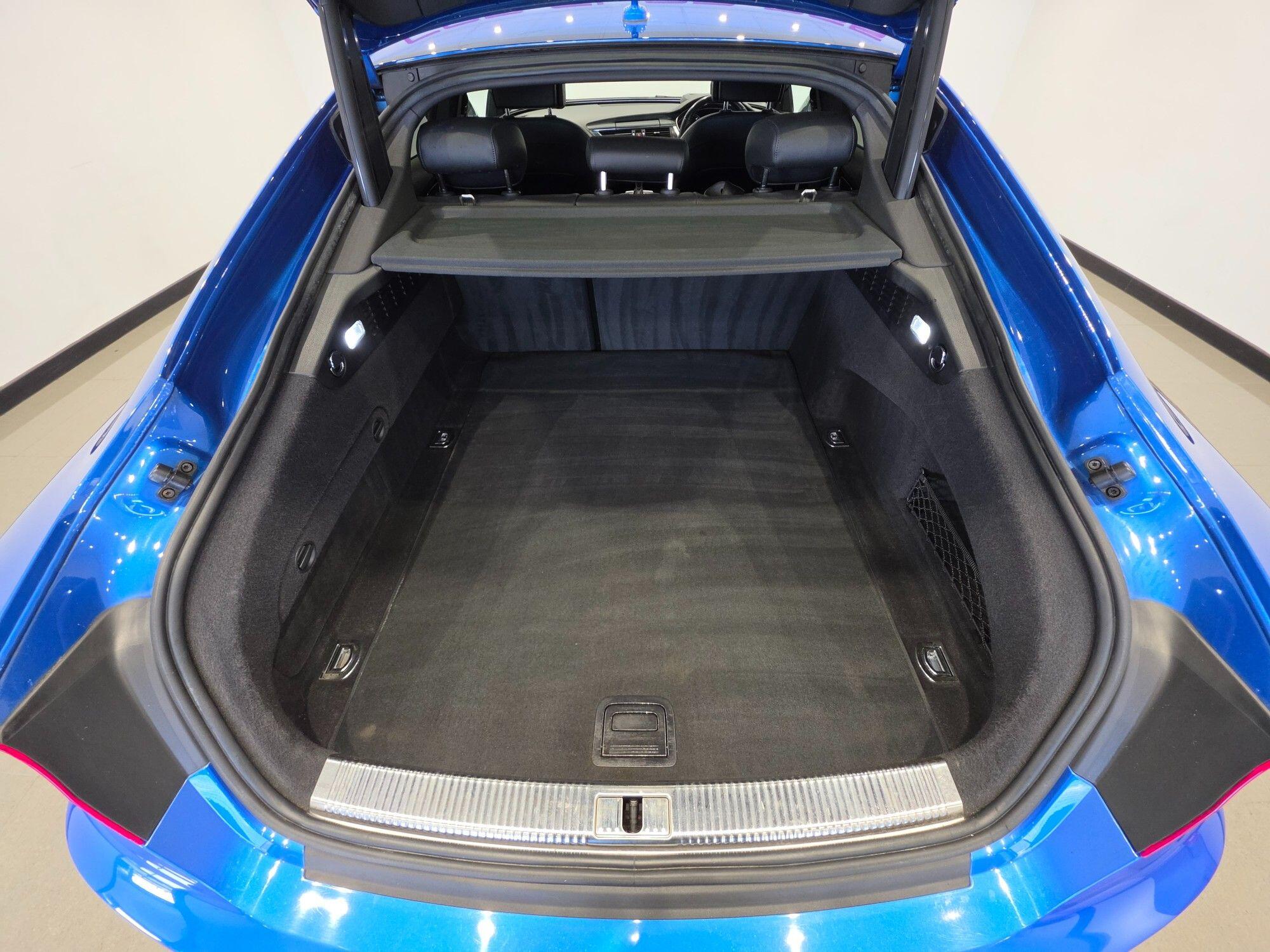 Audi A7 view 49