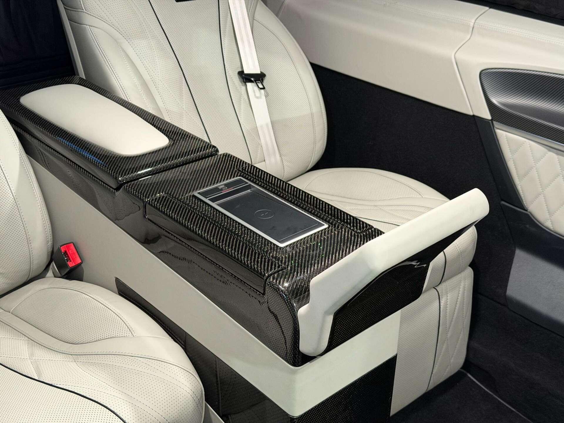 Mercedes-Benz V Class view 37