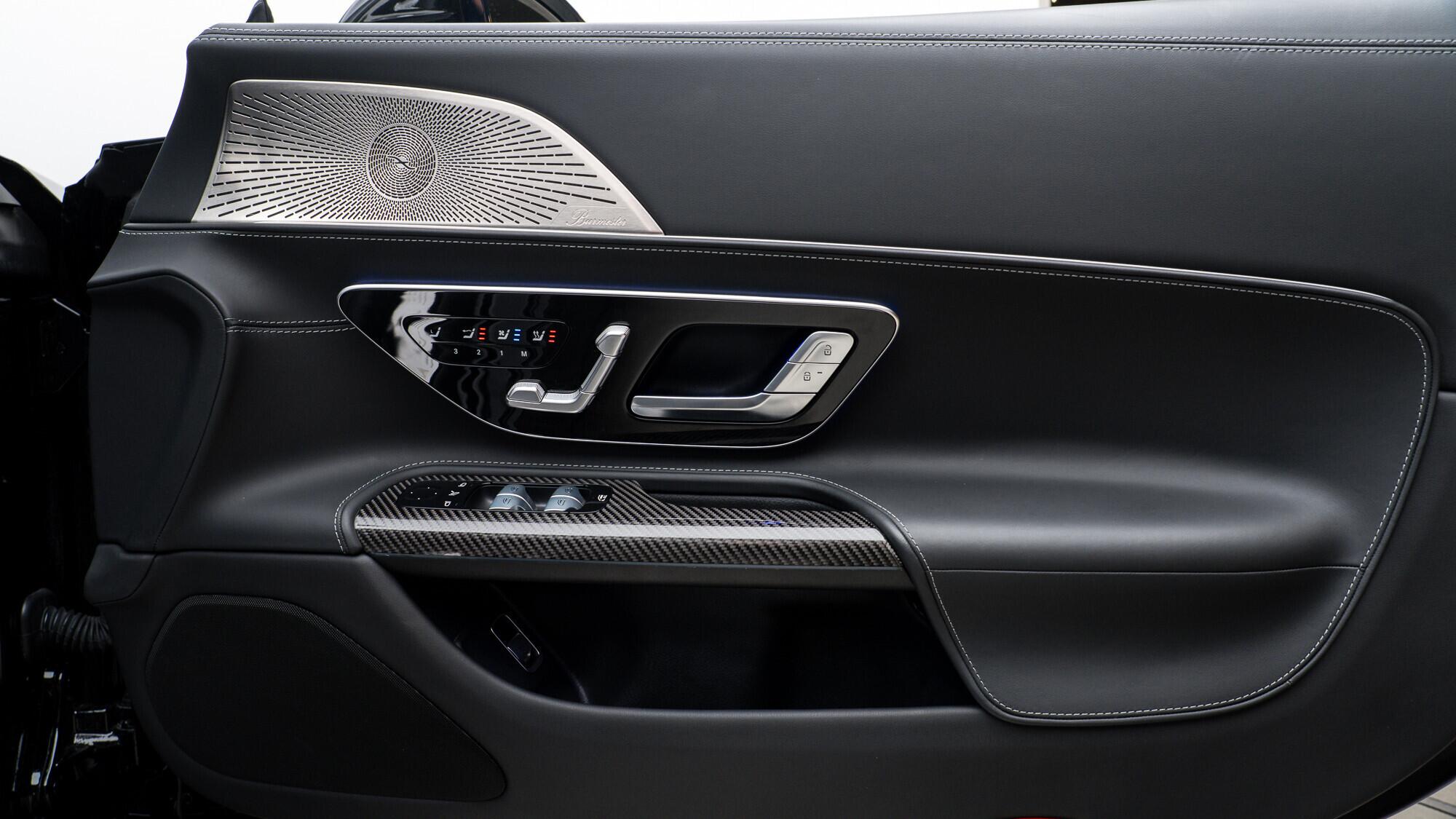 Mercedes-Benz SL view 49