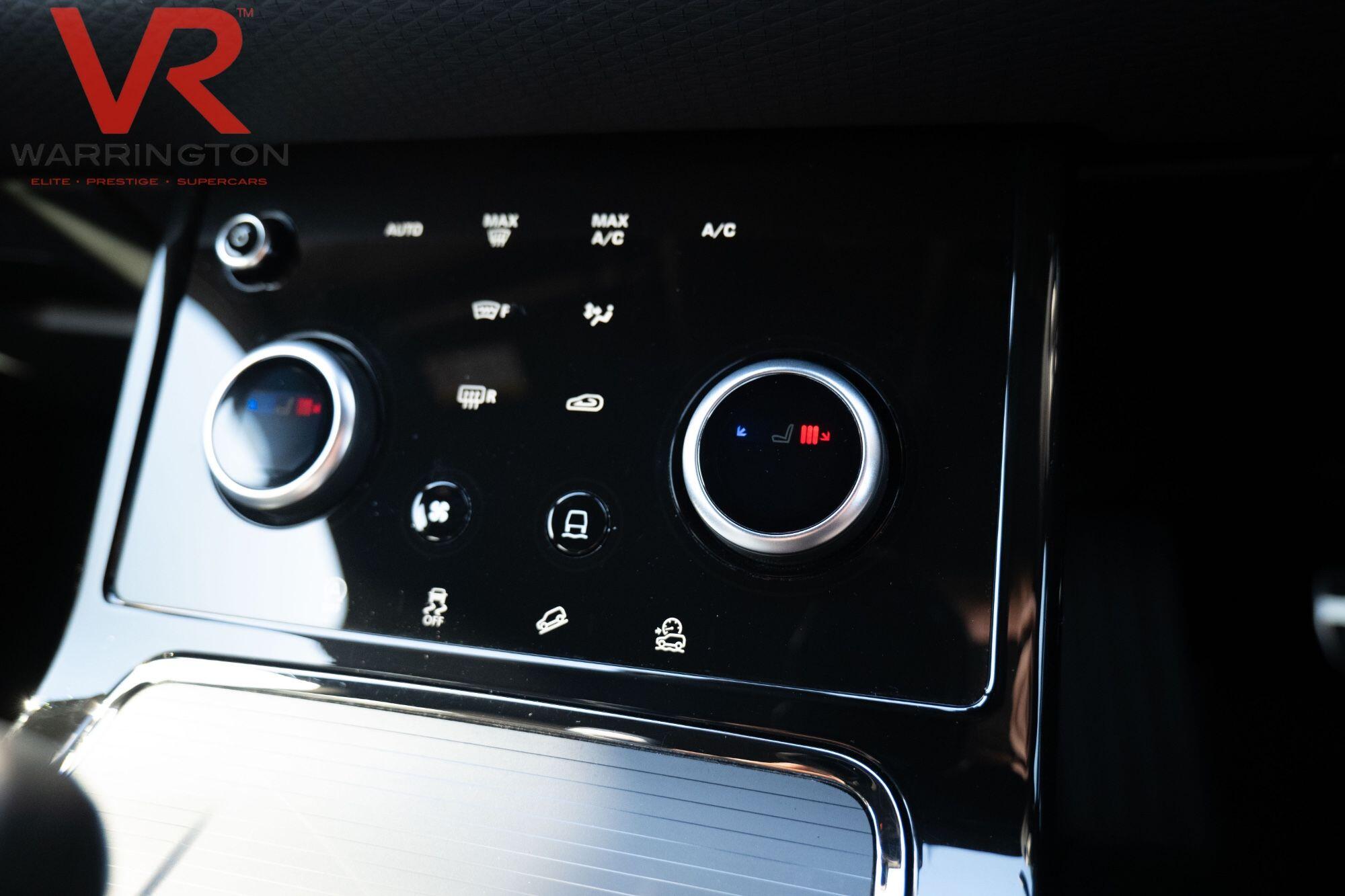 Land Rover Range Rover Evoque view 24