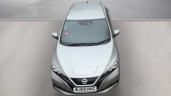 Nissan Leaf view 11