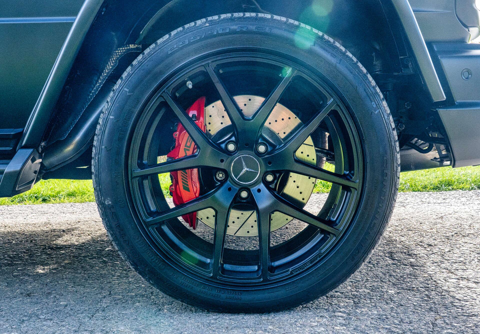 Mercedes-Benz G-Class view 6