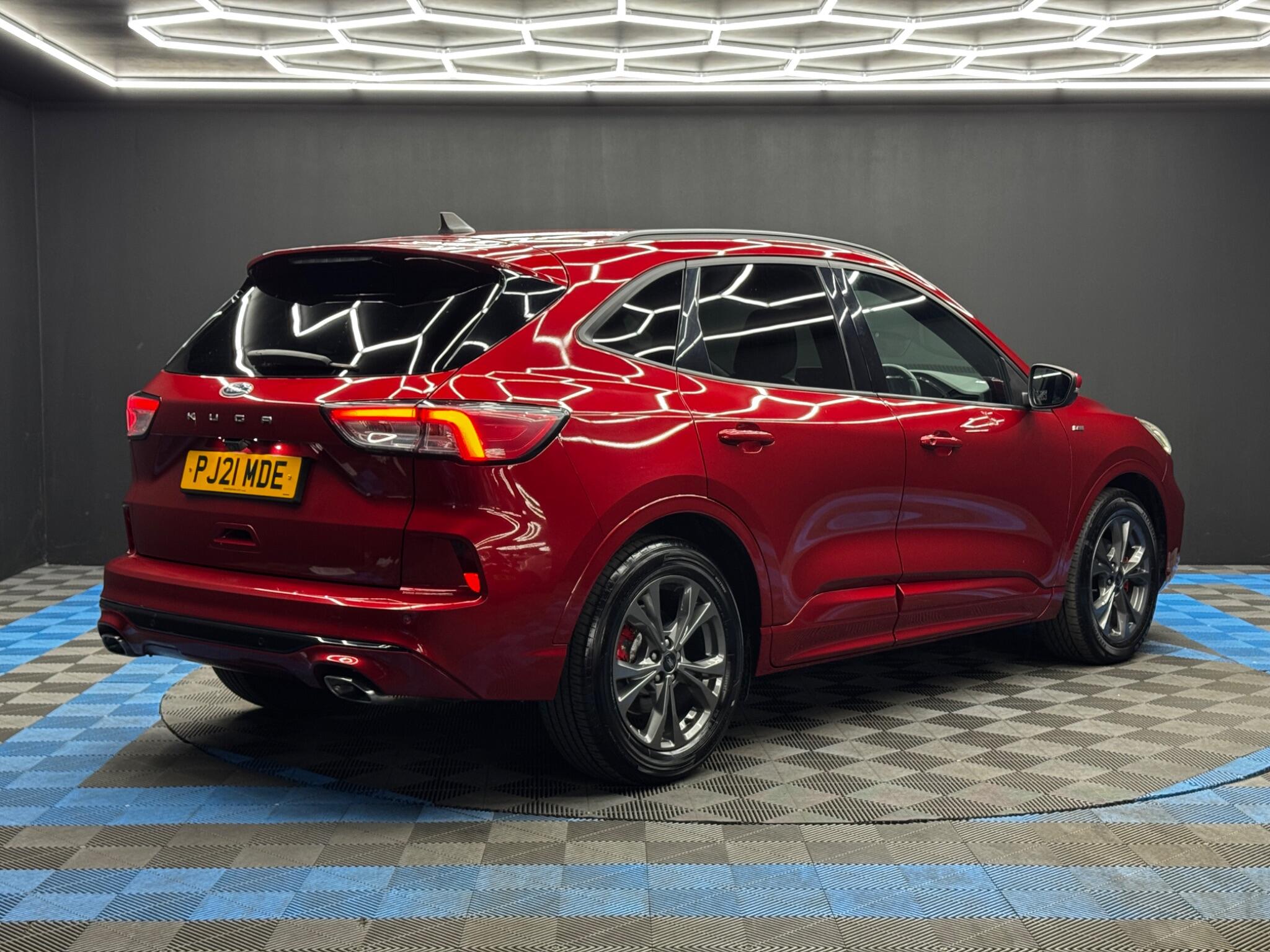 Ford Kuga view 5