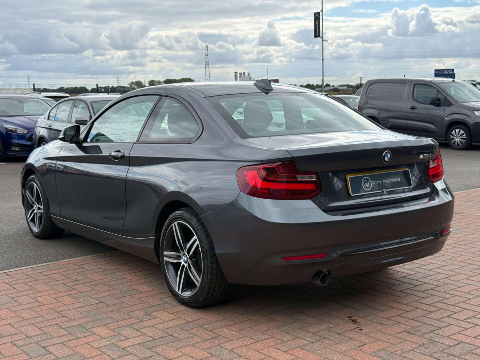 BMW 2 Series view 30