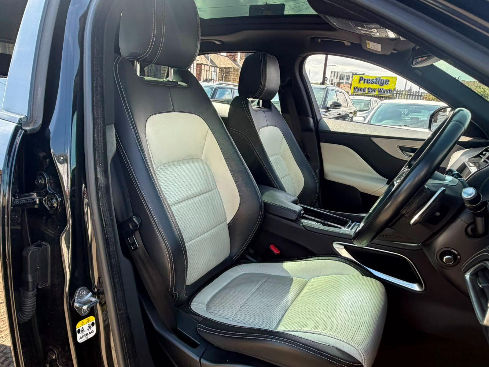 Jaguar F-Pace view 9