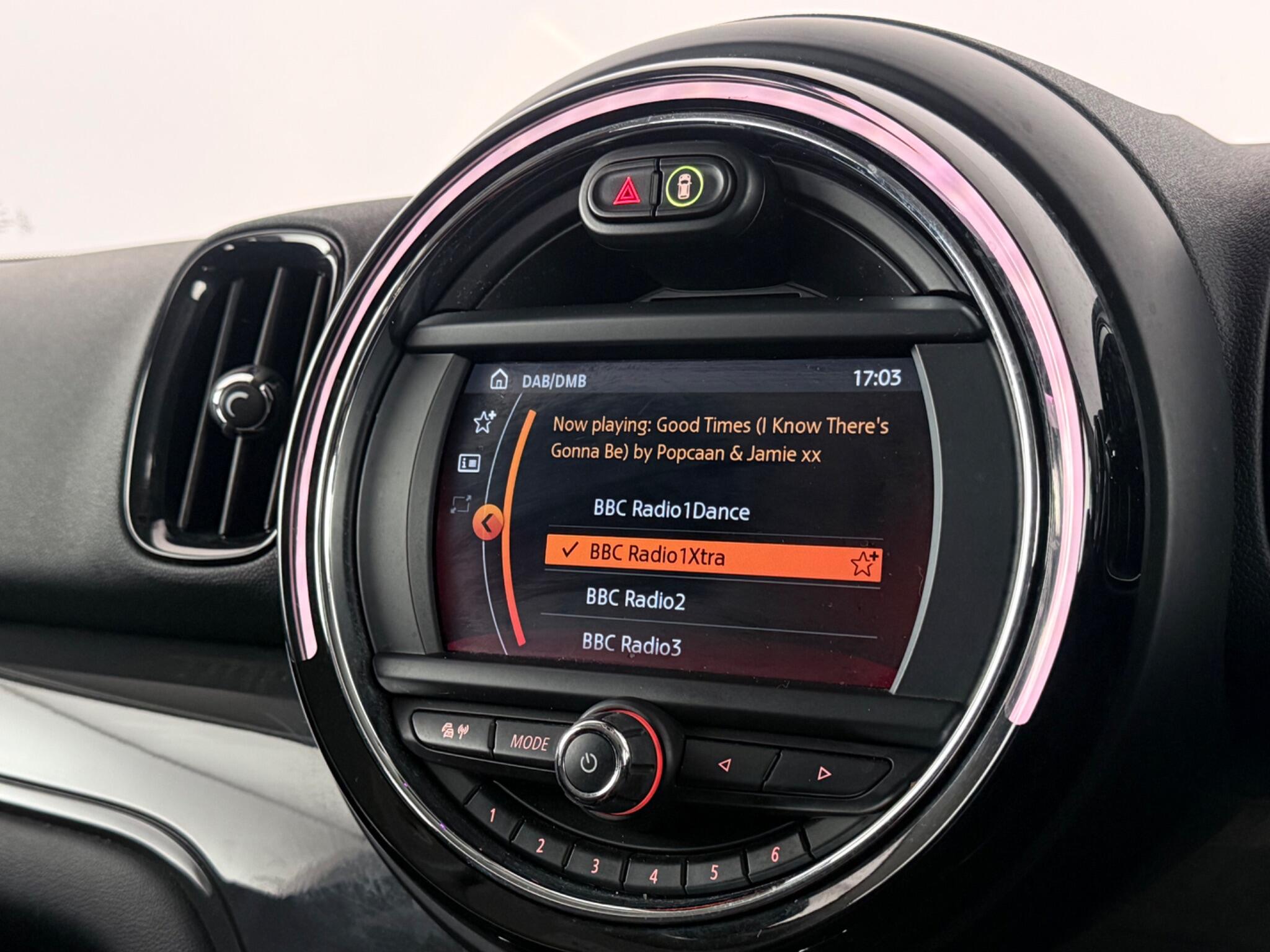 Mini Countryman view 23