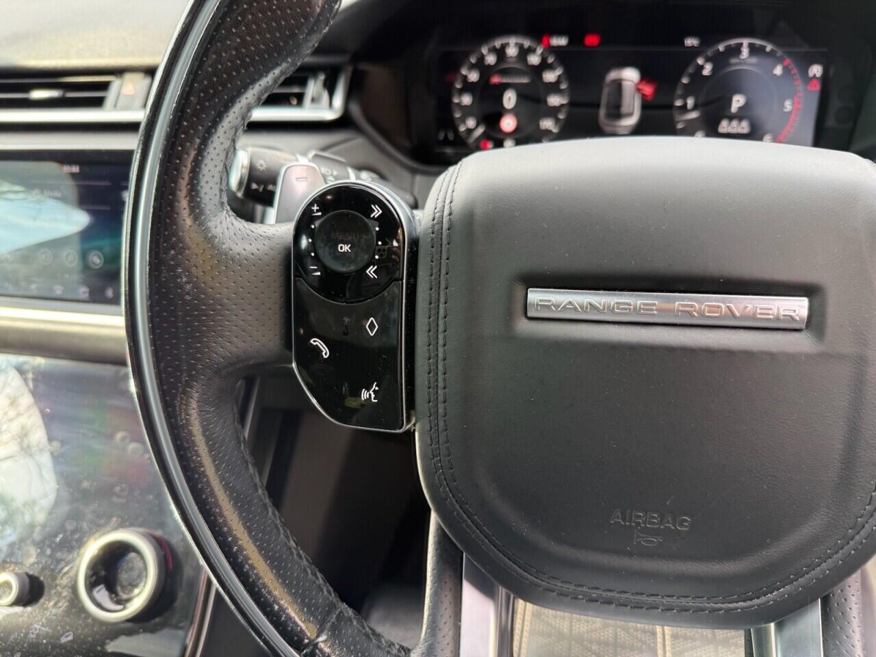 Land Rover Range Rover Velar view 22