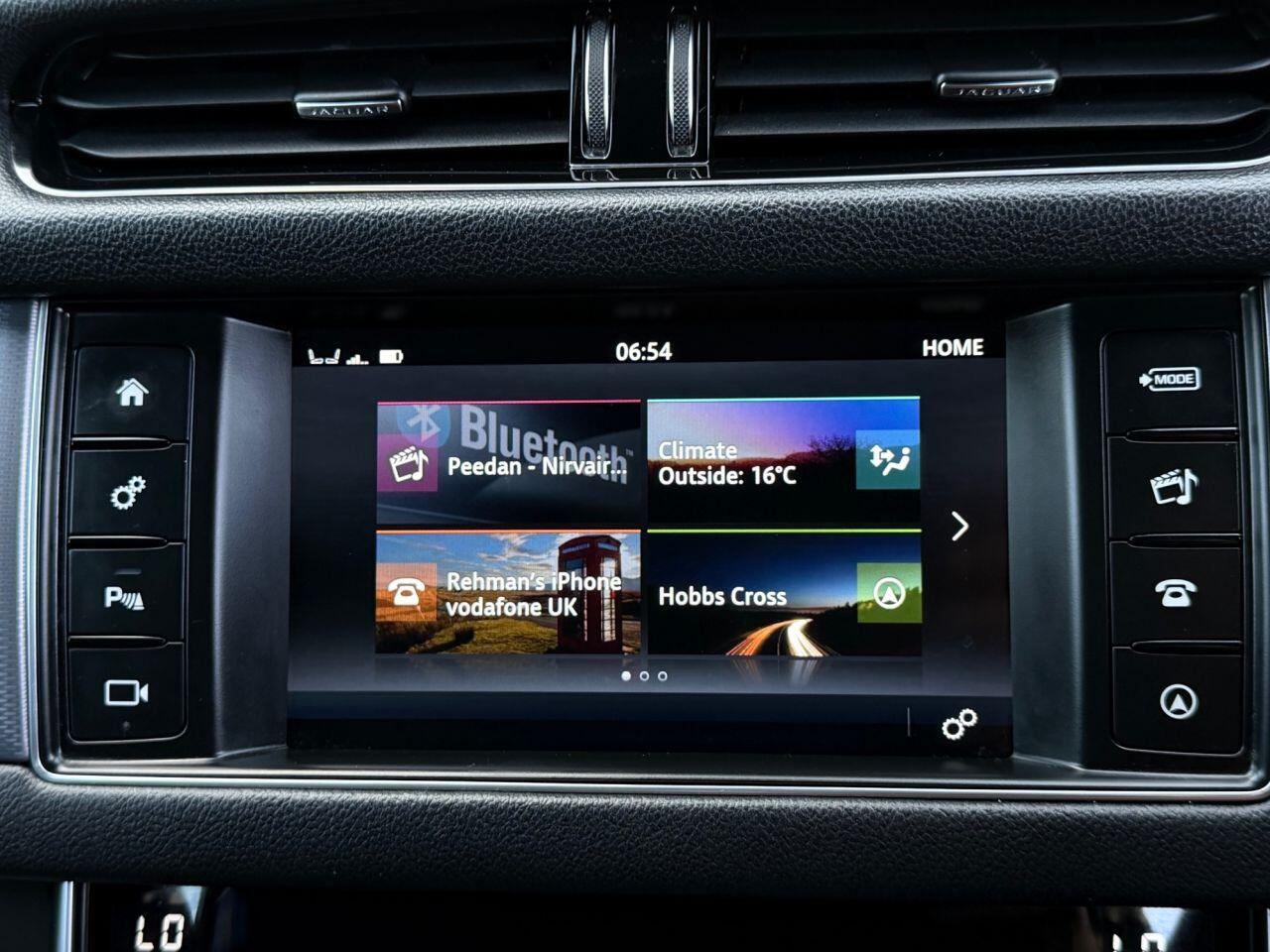 Jaguar XF view 37