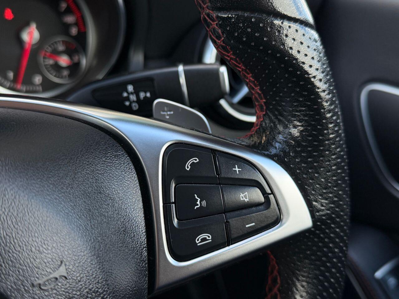 Mercedes-Benz Cla view 26