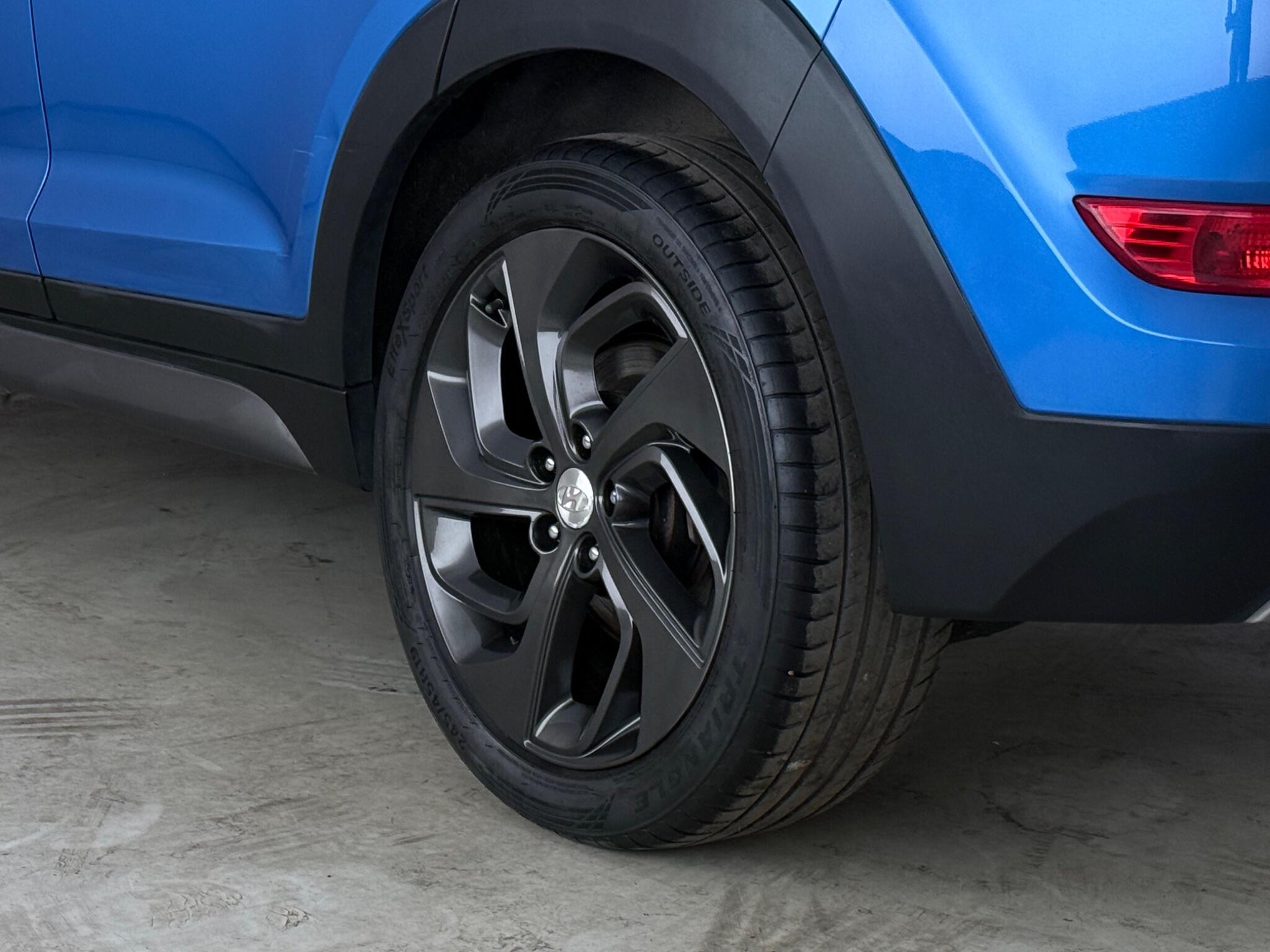 Hyundai Tucson view 9