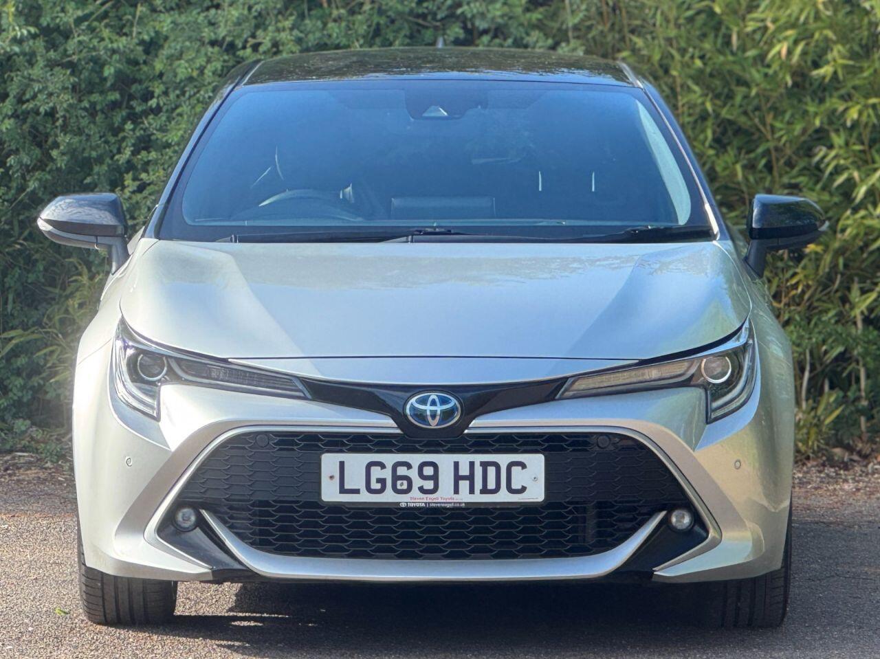 Toyota Corolla view 5