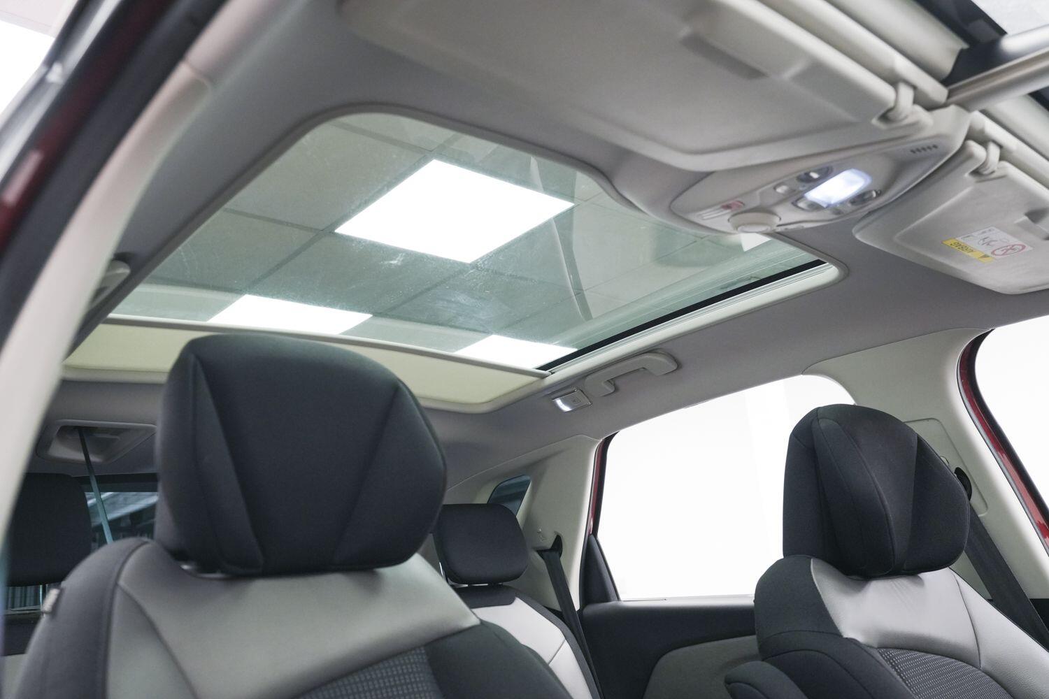 Citroen C4 Picasso view 17