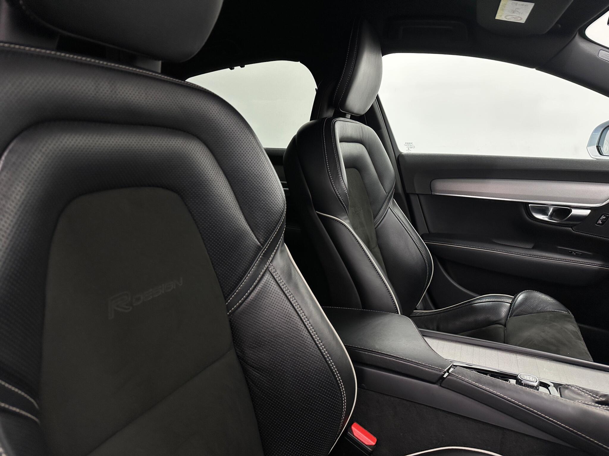 Volvo S90 view 30