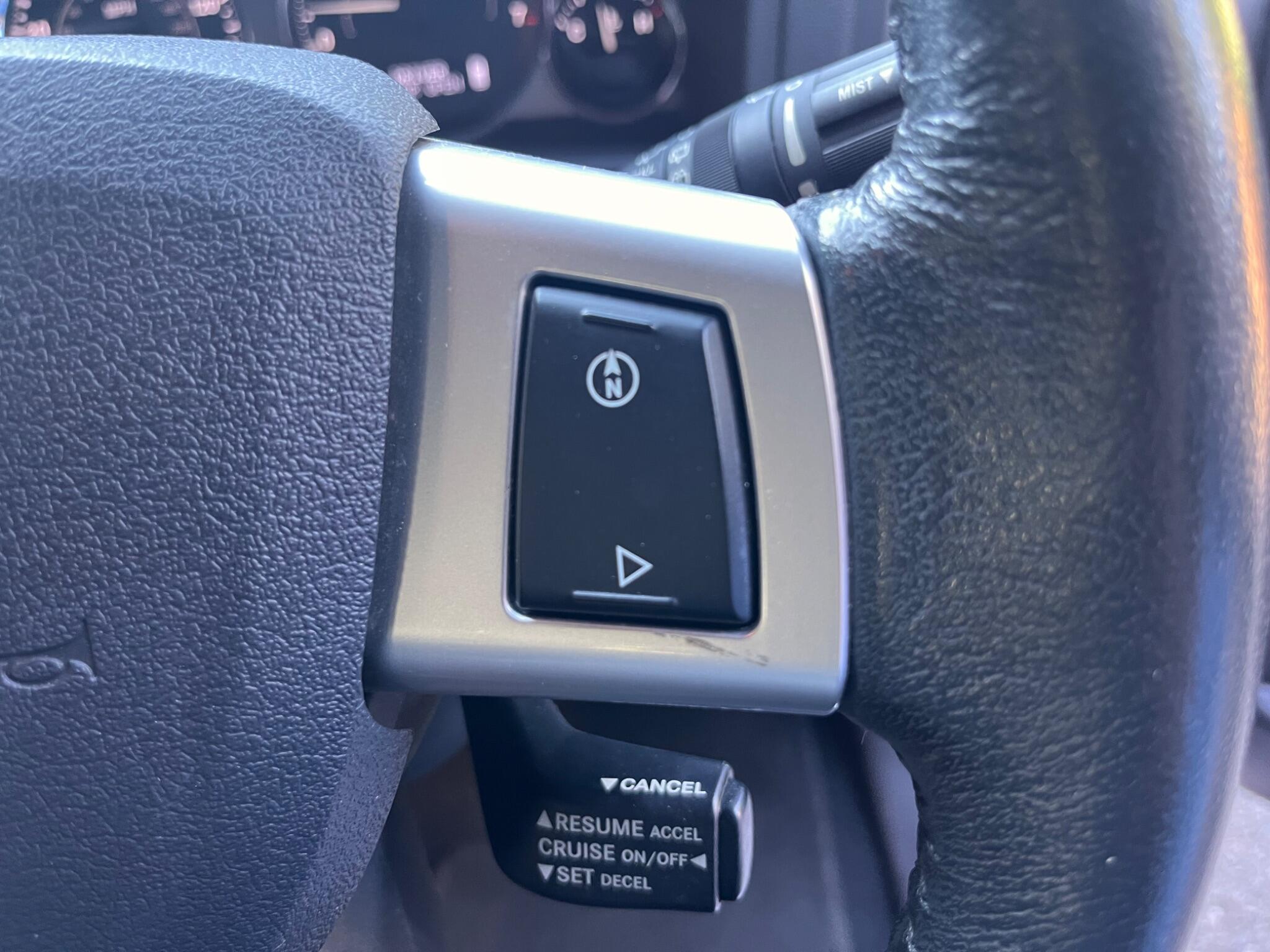 Jeep Grand Cherokee view 28