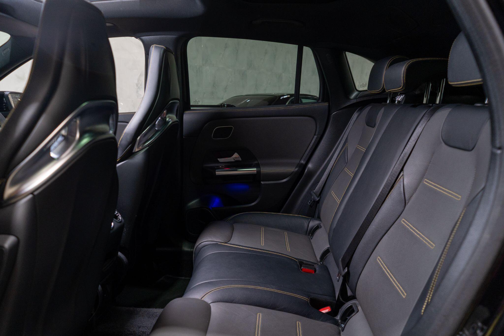 Mercedes-Benz Gla view 17