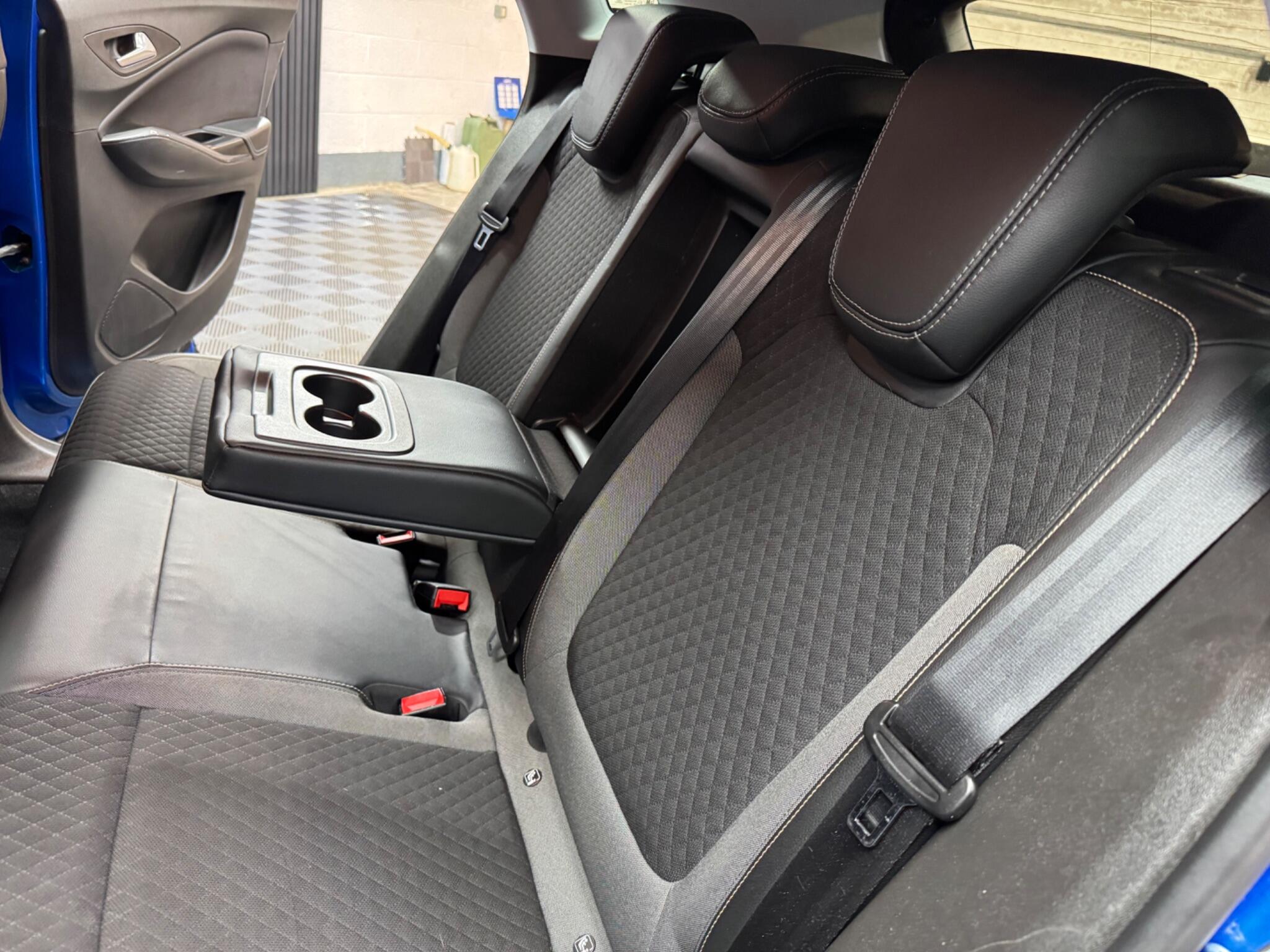 Vauxhall Grandland X view 42