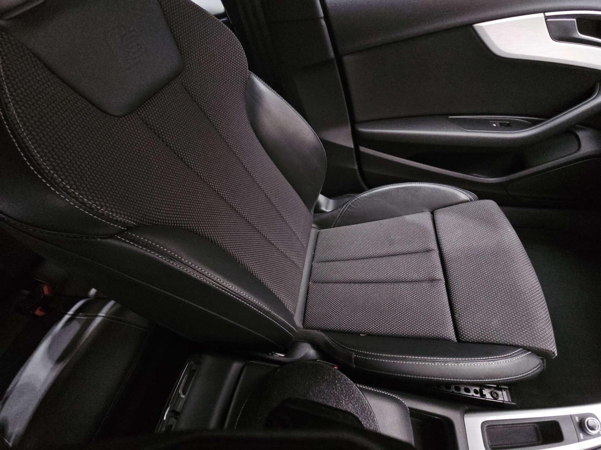 Audi A4 view 10