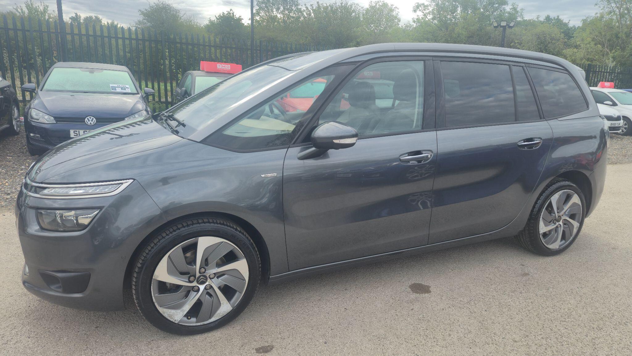 Citroen Grand C4 Picasso view 5