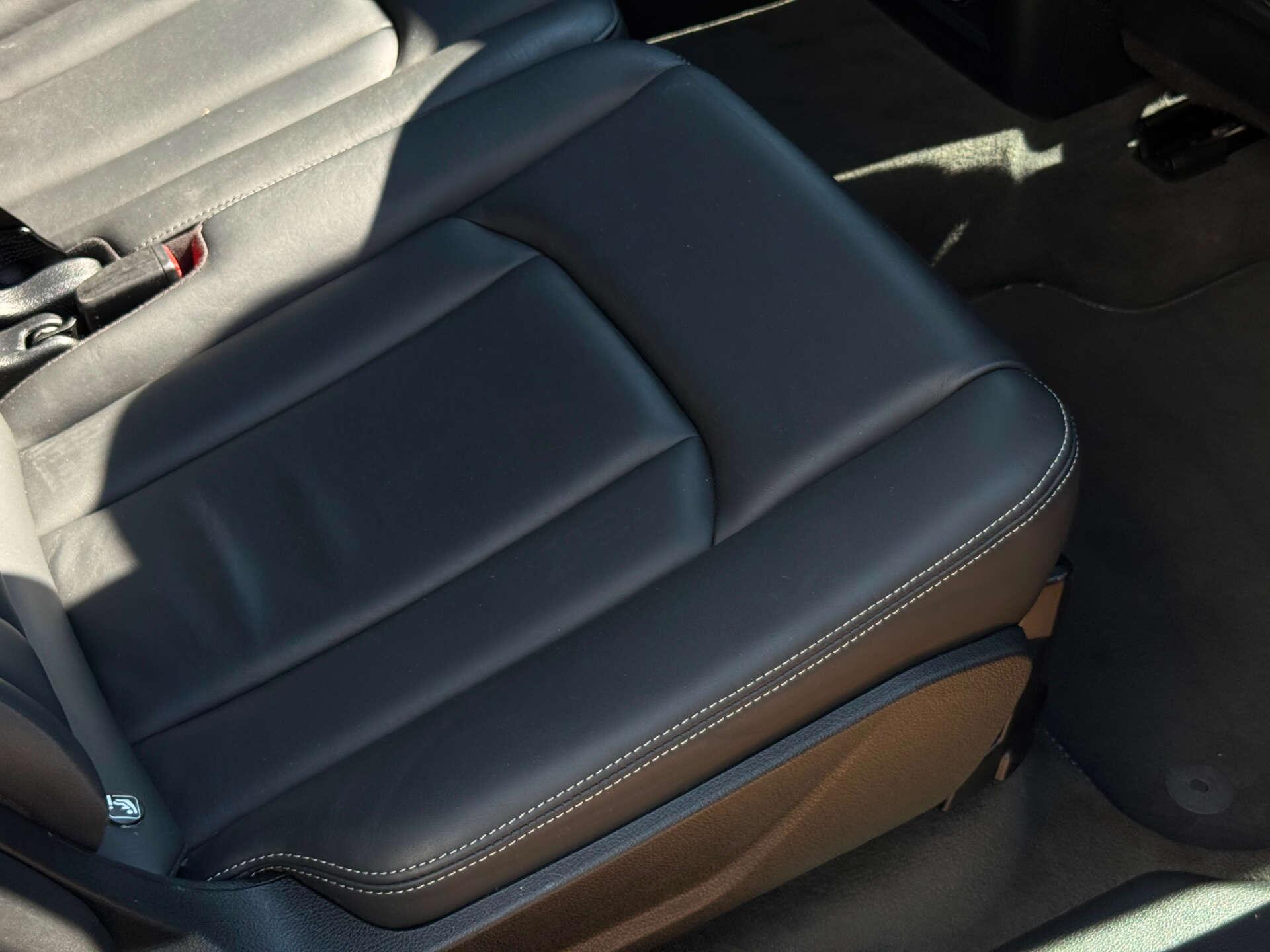 Audi Q7 view 30