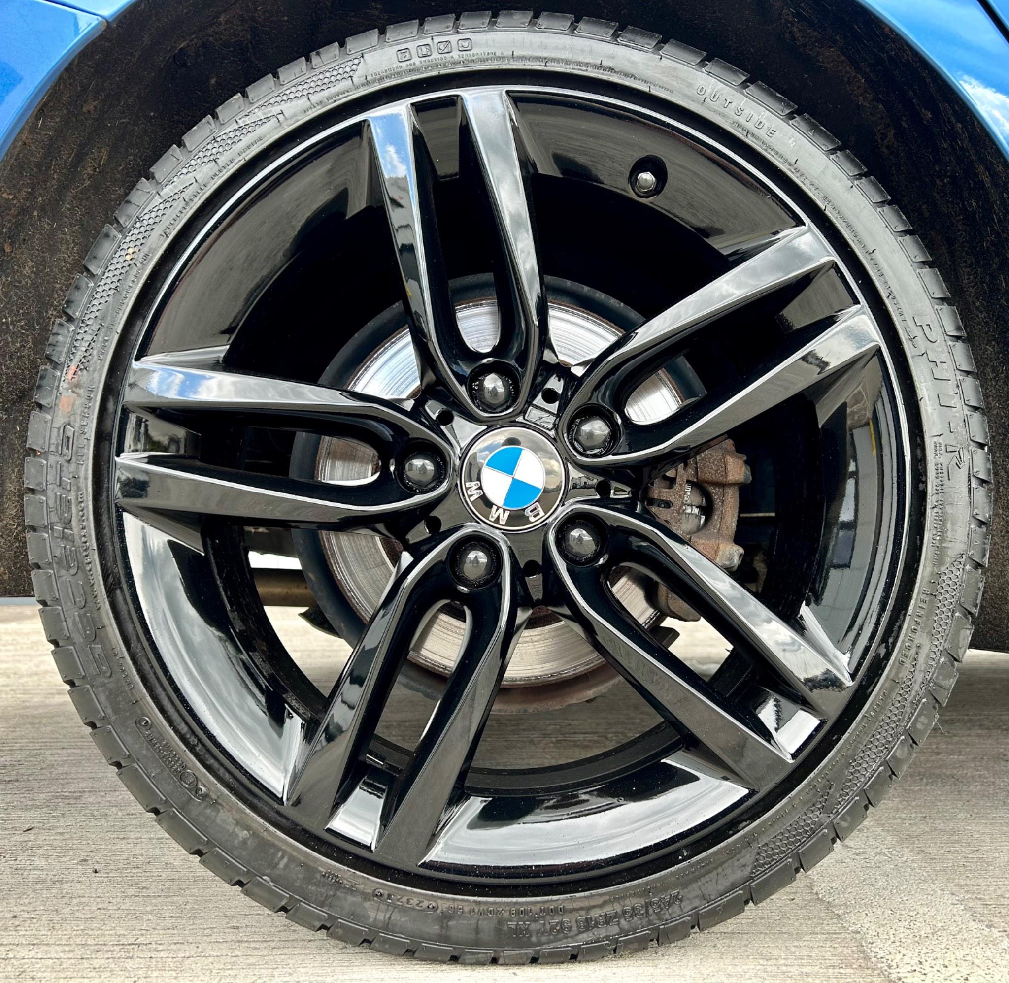BMW 1 Series view 18