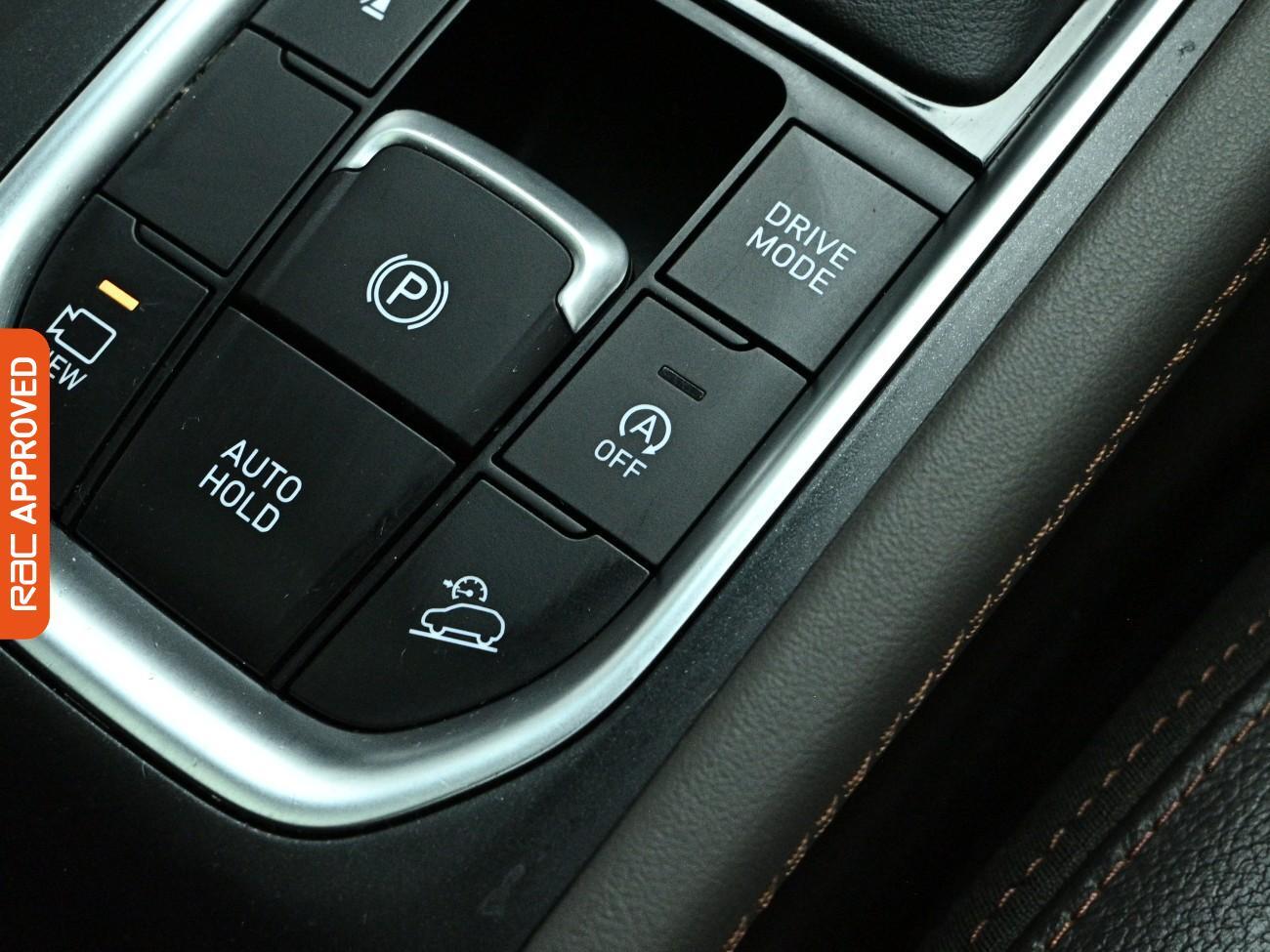 Hyundai Santa FE view 16