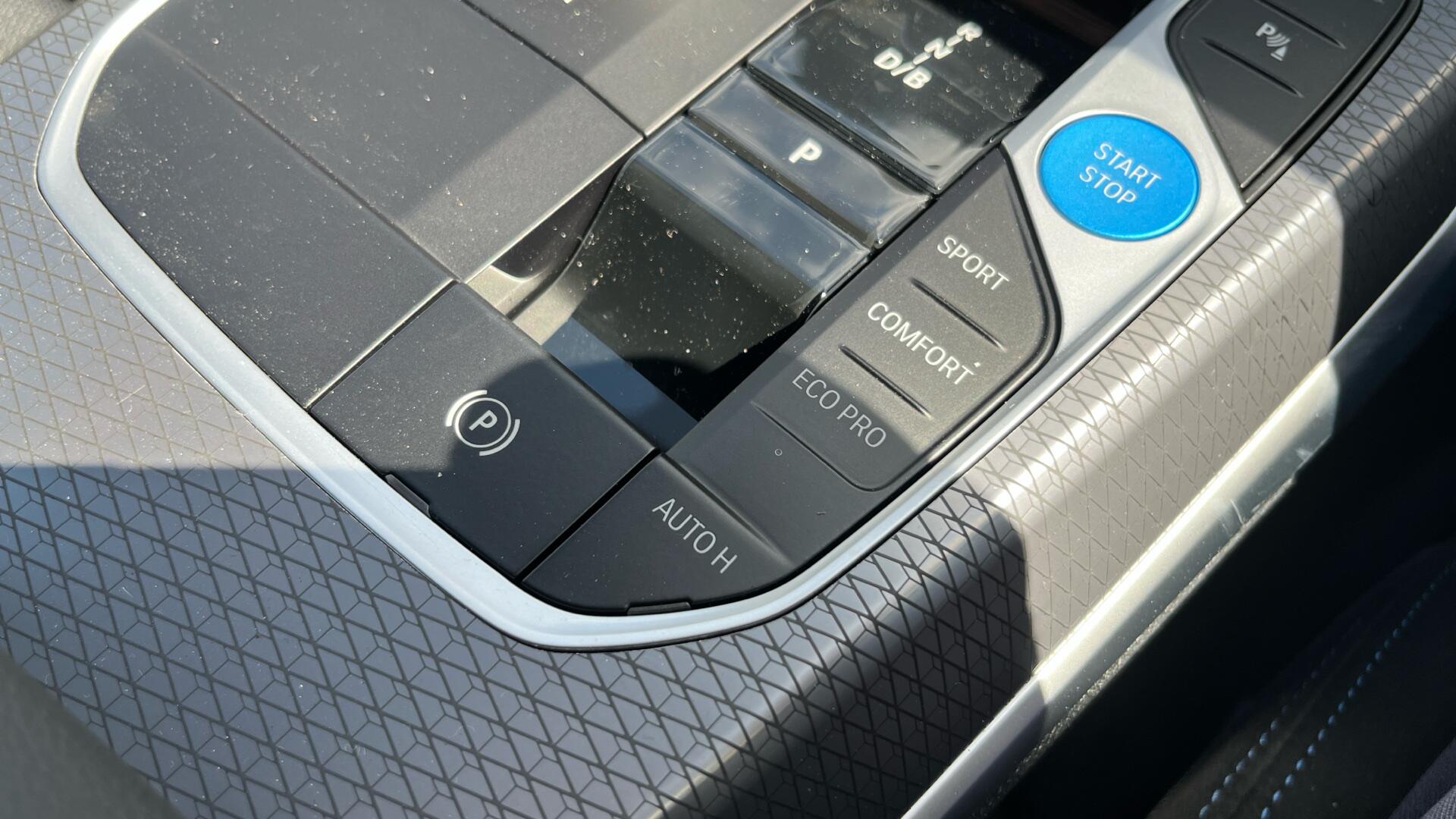 BMW i4 view 46