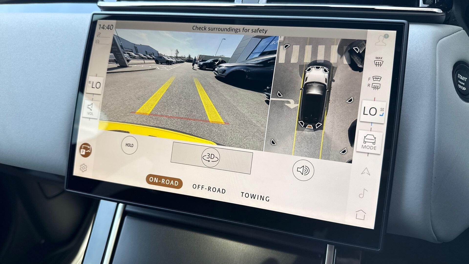 Land Rover Range Rover Velar view 13
