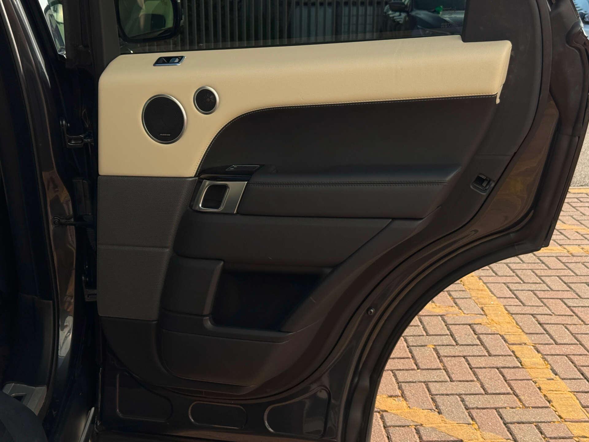 Land Rover Range Rover Sport view 24