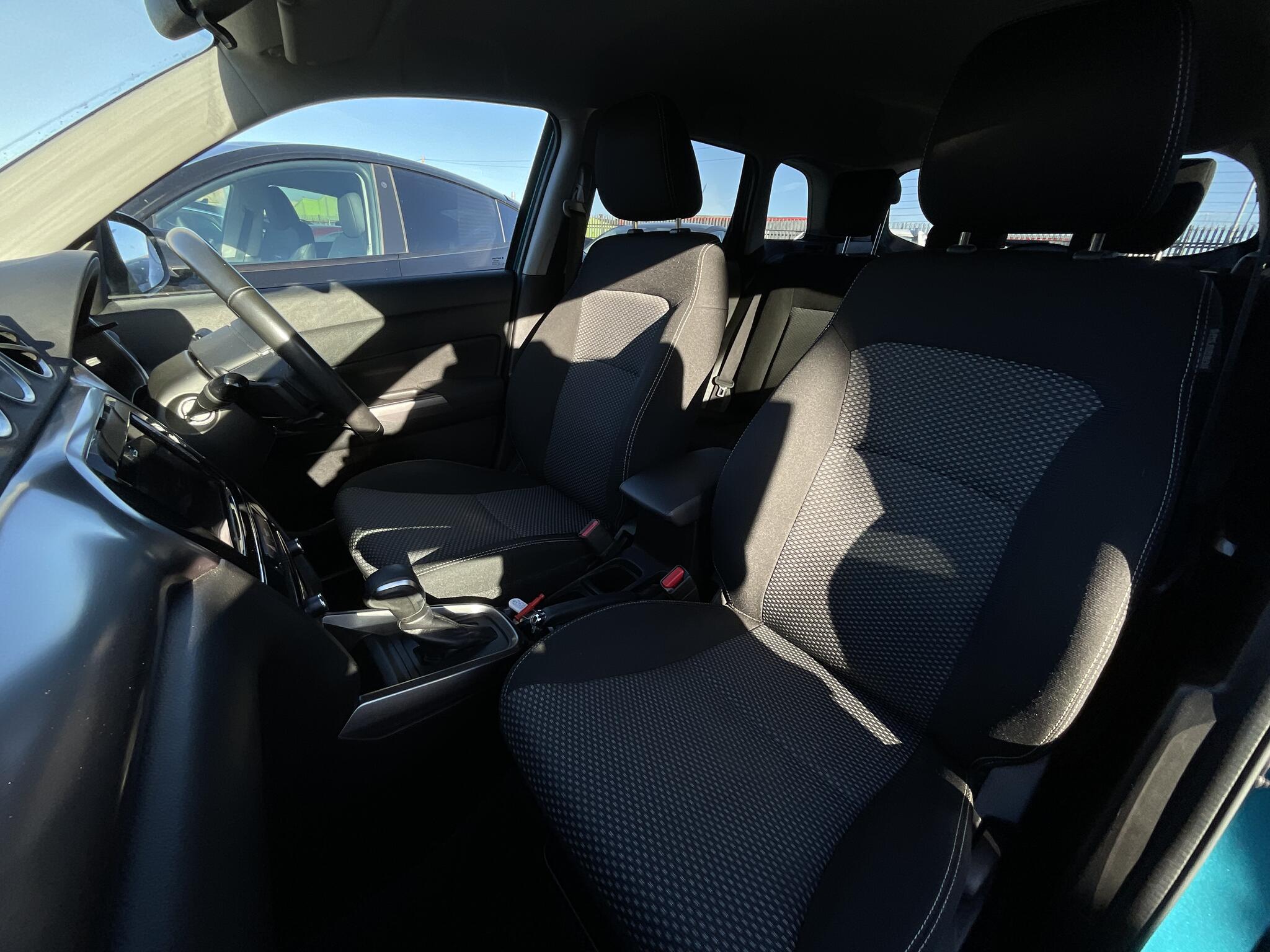 Suzuki Vitara view 17